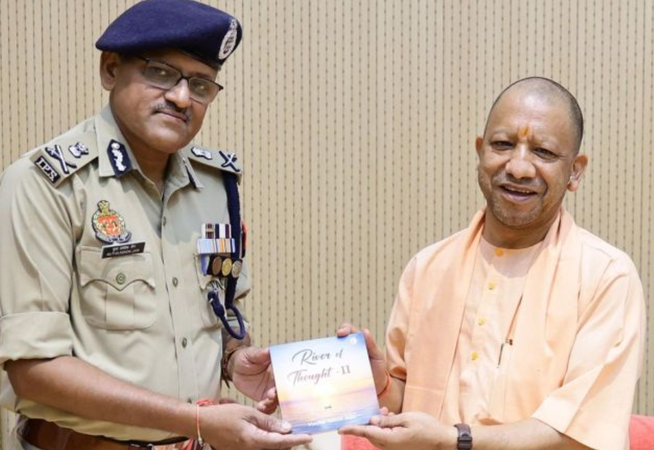 Senior IPS Ashok Mutha Jain Retires After 31 Years Of Service, Pens Book Month Before Retirement