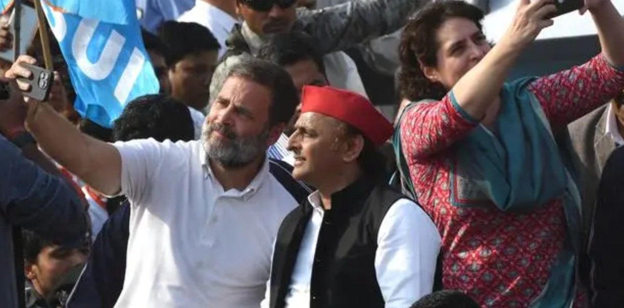 Akhilesh Yadav Taken Full Charge of Strategy?
