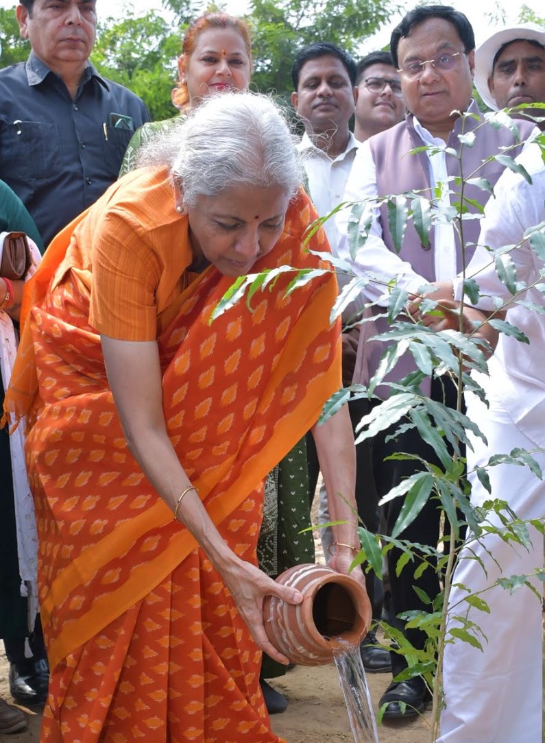 Union Minister of Finance – Smt. Nirmala Sitharaman inaugurates Bhart Vann for developing Miyawaki Forest,