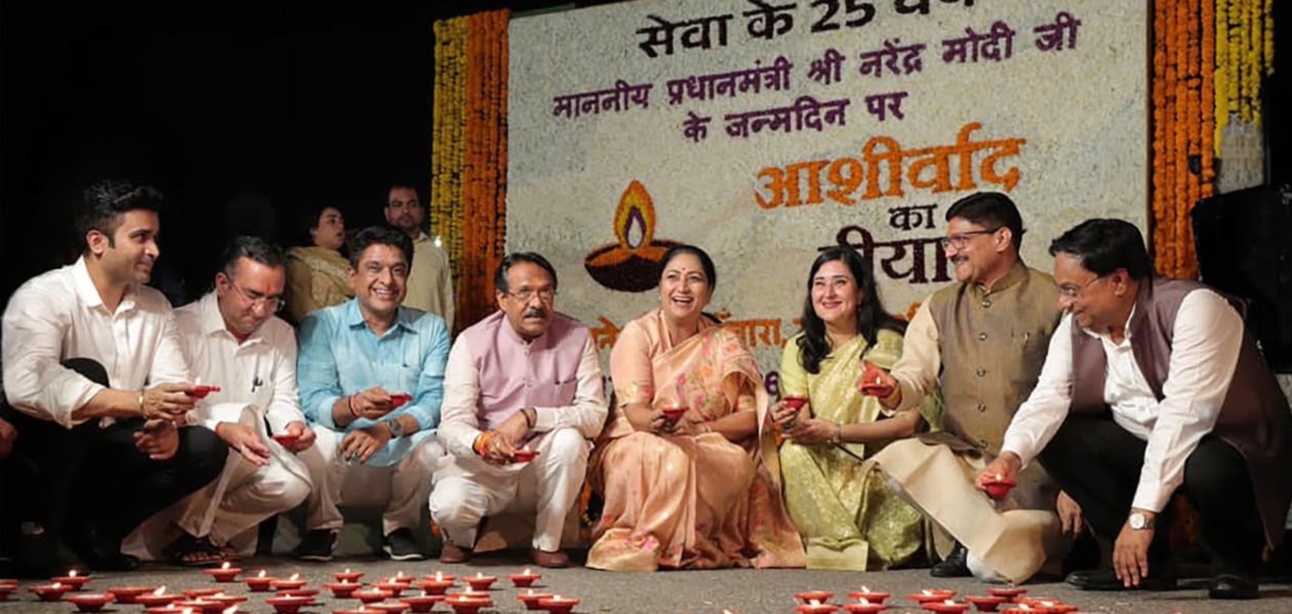 NDMC Organises ‘Aashirwad Ka Diya’- with lighting of 1.25 Lakh diyas on Sewa Diwas at Vijay Chowk,