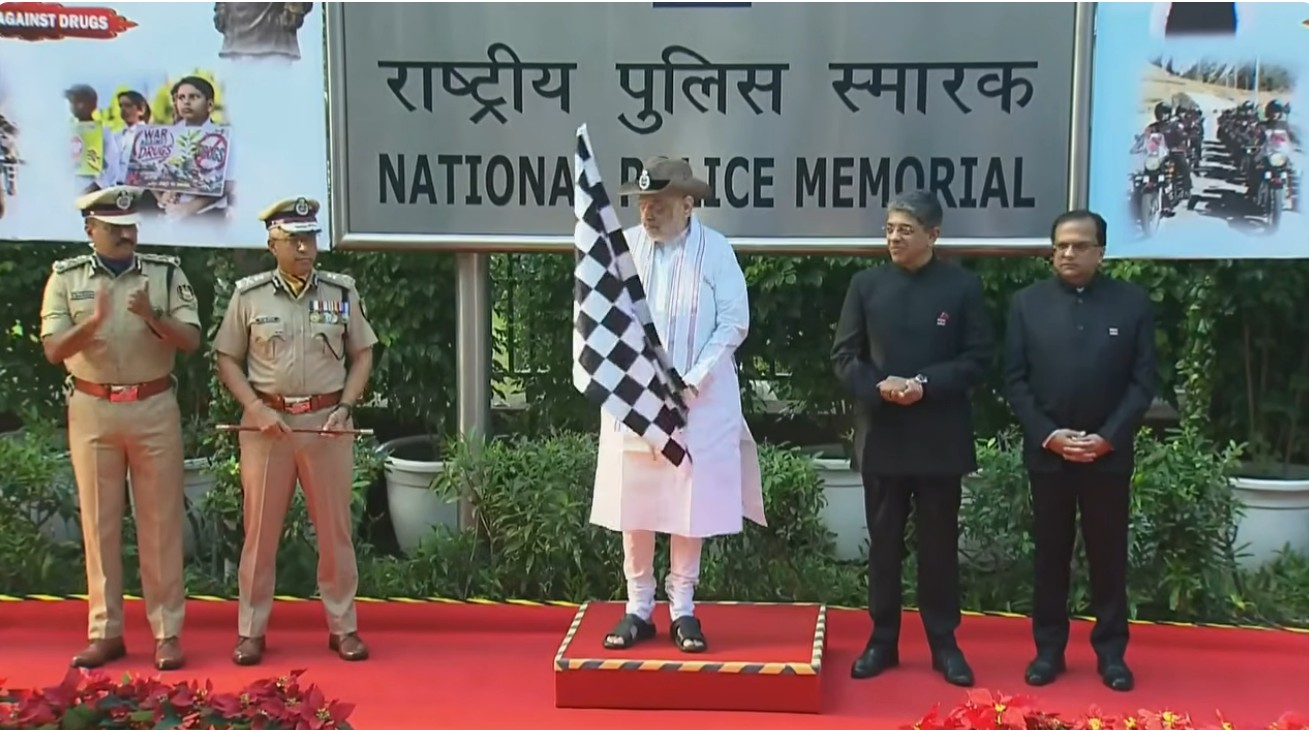 Union HM Amit Shah Flags Off Nationwide Motrocycle Rally At Police Commemoration Day, Praise CRPF's Role In Naxal Free Bharat