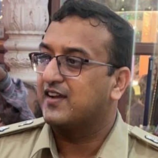 Dr Sachin Gupta IPS has been transferred as Deputy Commissioner North Zone MCD