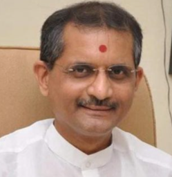 Dr. Manoj Soni has been appointed as UPSC Chairman.