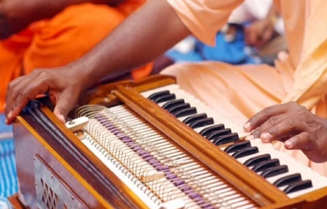 Harmonium likely to be replaced?