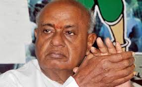 H.D Devegowda  Seriously Working For Third Front?