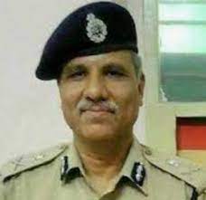 Umesh Mishra IPS, has been honoured  with DGP Disc for meritorious service.