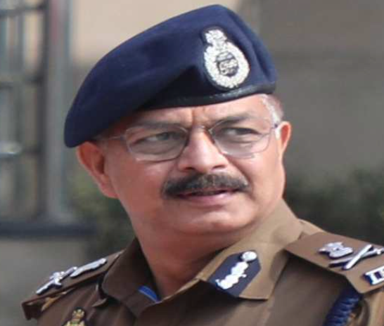 Alok Singh IPS has been attached to DGP Headquarters, Uttar Pradesh Police