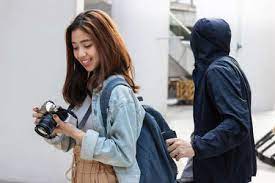 Road Show- Boon For Pickpocket?