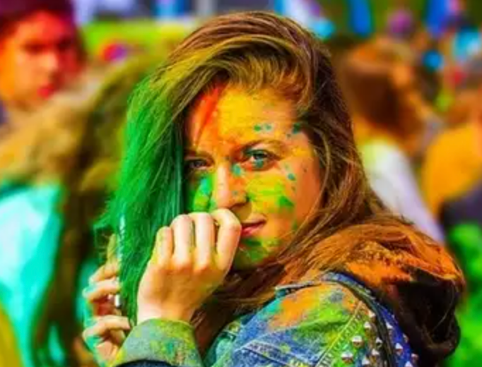 Some Leaders Are Still In Holi Mood?