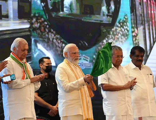 Race To Take Credit Of Cohin Metro Project