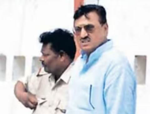 Amarmani Tripathi Got Guru Dakshnia From Yogi?