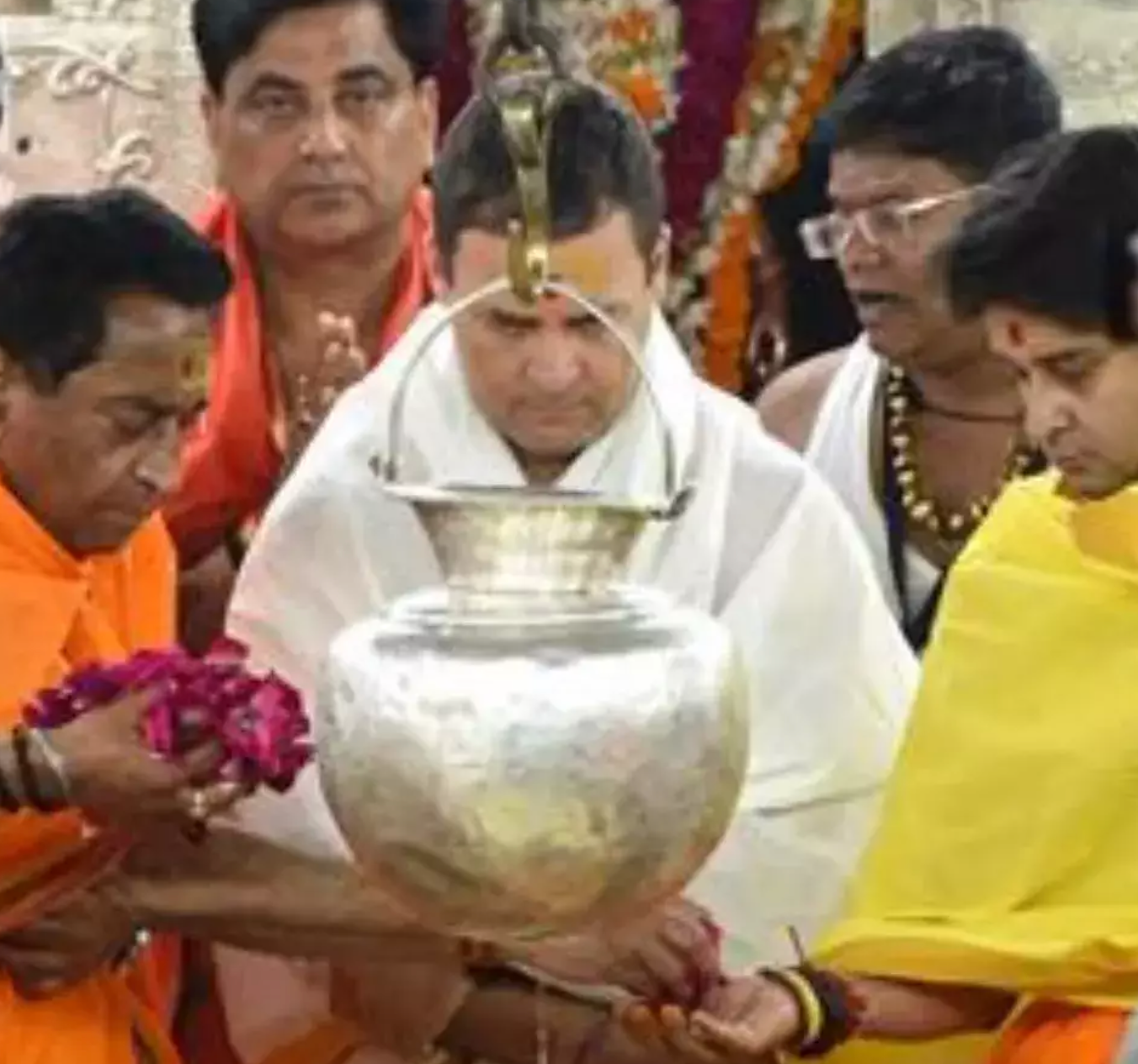 Congress Is Wandering From Soft Hindutva?