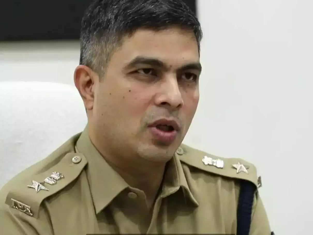Vasava Amit Naginbhai IPS has been inducted in CBI as SP