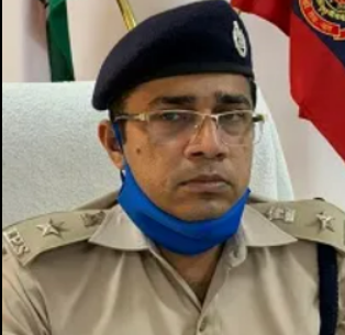 Santosh Kumar Meena IPS  has been given proforma promotion to rank of DIG/Additional CP in the cadre.