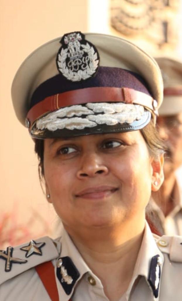 Mrs. Rekha Lohani IPS  has been awarded the prestigious President's Medal For Distinguished Service.