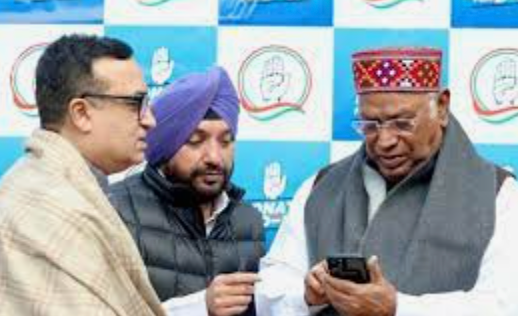 Congress Party Struggles For Funds?