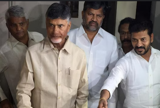 Meeting Between Two Neighbour CM At Hyderabad