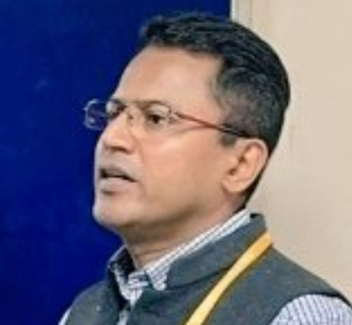 The Meteoric Rise of Sushil Singh, a mediocre journalist to notorious bureaucrat?