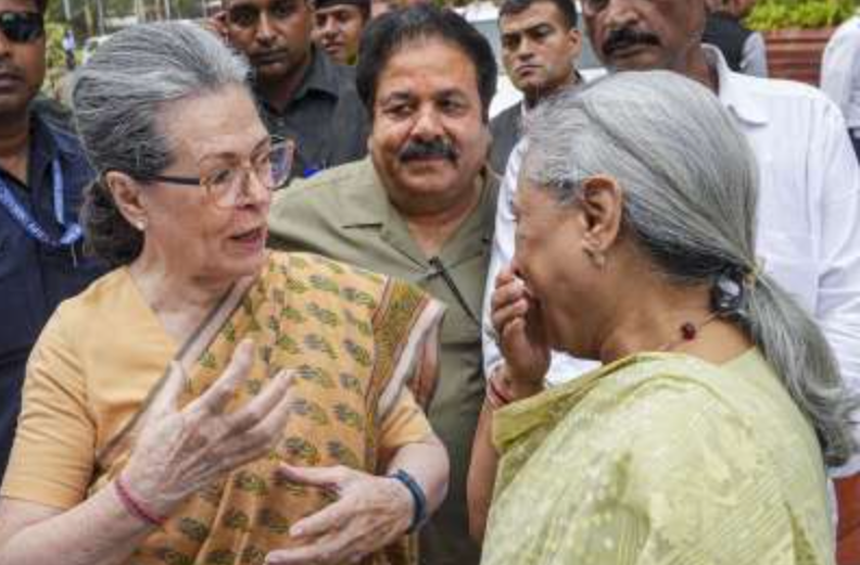Thaw Between Jaya Bacchan and Sonia Gandhi?