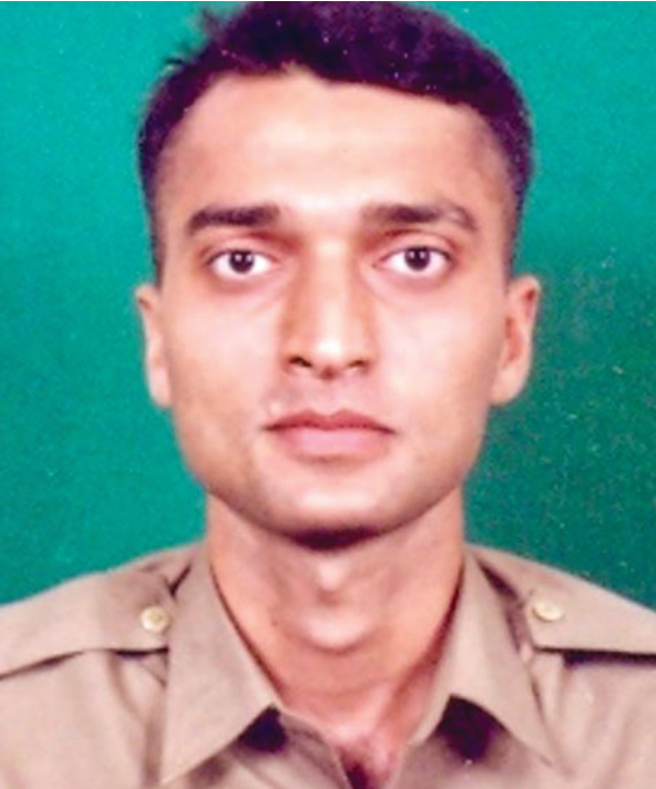 Vikram Thakur IPS  has been appointed on promotion(in-situ basis) as Additional Director IB Headquarters, New Delhi