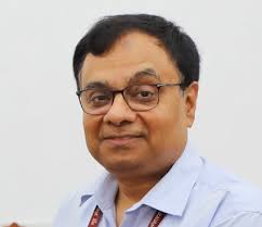 Manoj Dwivedi IAS has been given extension in upgradation of post from Joint Secretary to Additional Secretary till November 2025.