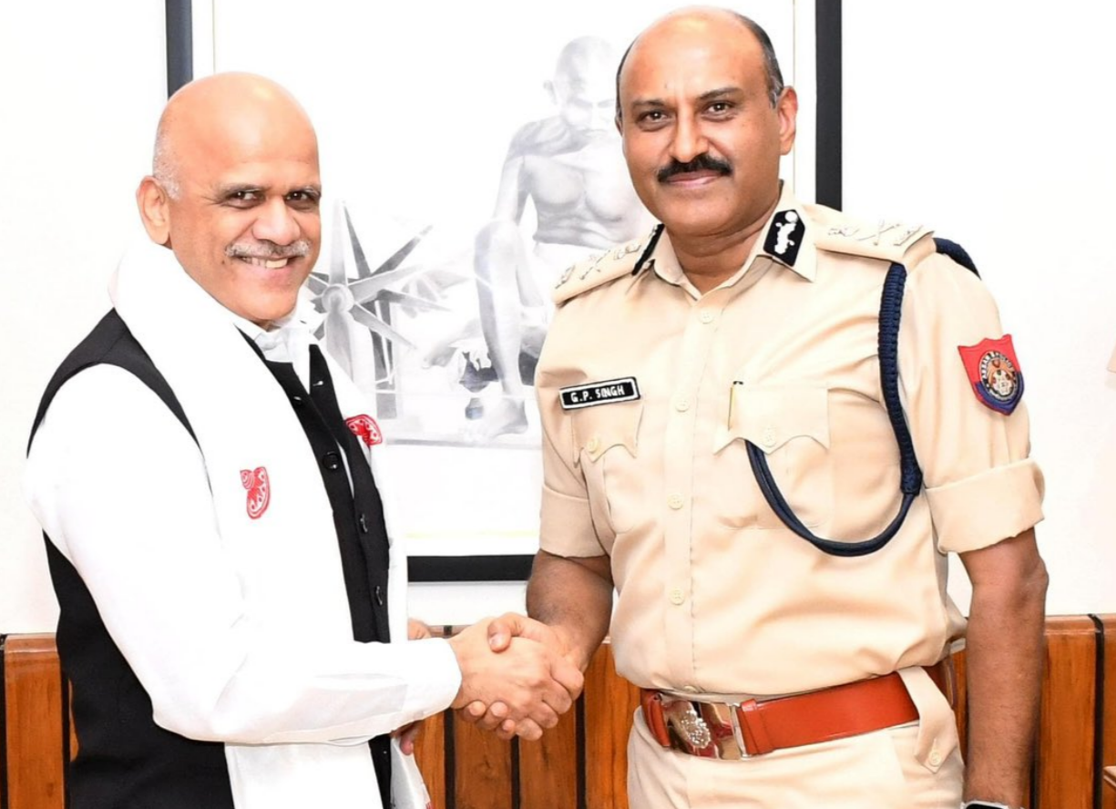 Homecoming Moment For Two DGs on Cards?