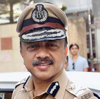 Deven Bharti IPS has been appointed as Mumbai Police Commissioner, Maharashtra Police