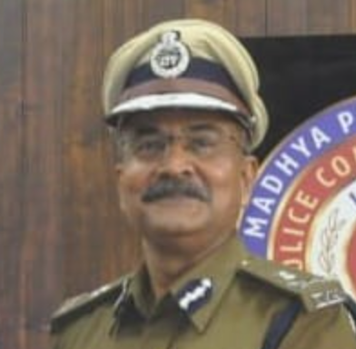 R.K Gupta IPS has been promoted to the rank of DGP in Madhya Pradesh Police