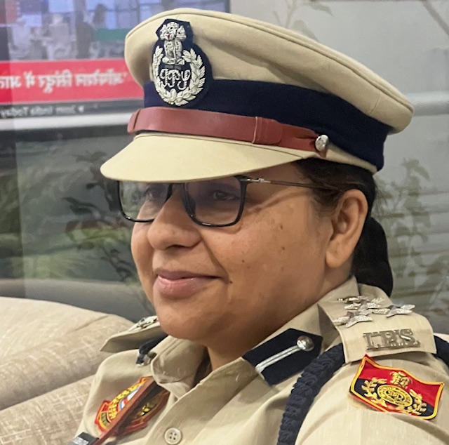Mrs Pratiksha Godhra, IPS Kendriya Grihmantri Dakshata Padak in the field of Special Operations