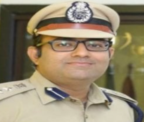 Saurabh Tolumbia IPS, has been given Proforma Promotion to the IGP rank in Gujarat police.