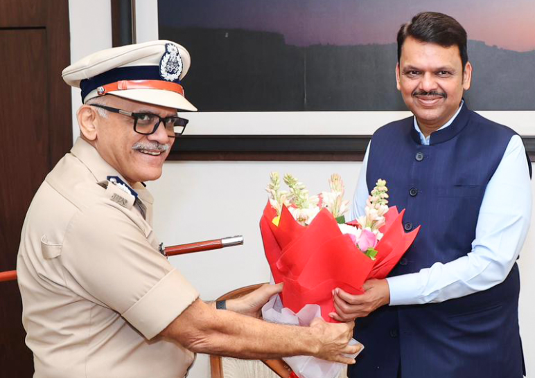 Sadanand Date IPS Takes Over As Maharashtra DGP