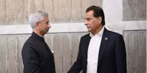 Handshake In Dhaka: Pakistan's Attempt For Talks?