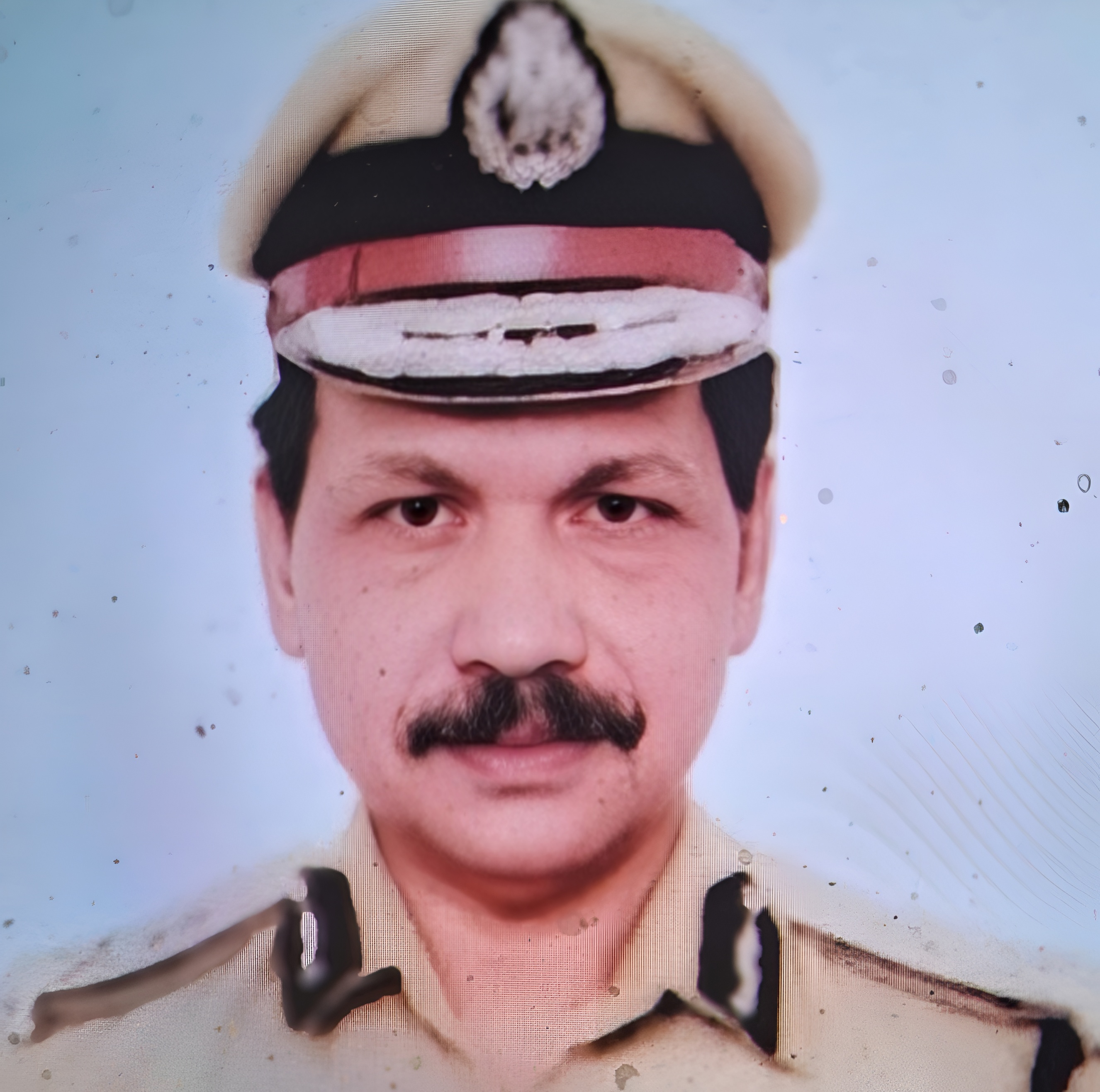 Dr. Prafulla Kumar Roushan IPS has been promoted to DGP rank in Gujarat Police